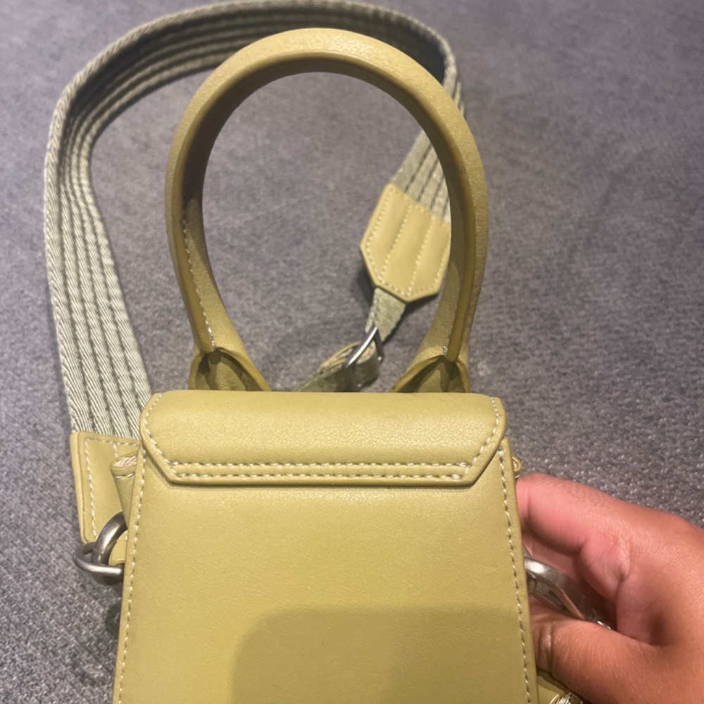 Jacquemus- Le Chiquito - Picture 2 of 4
